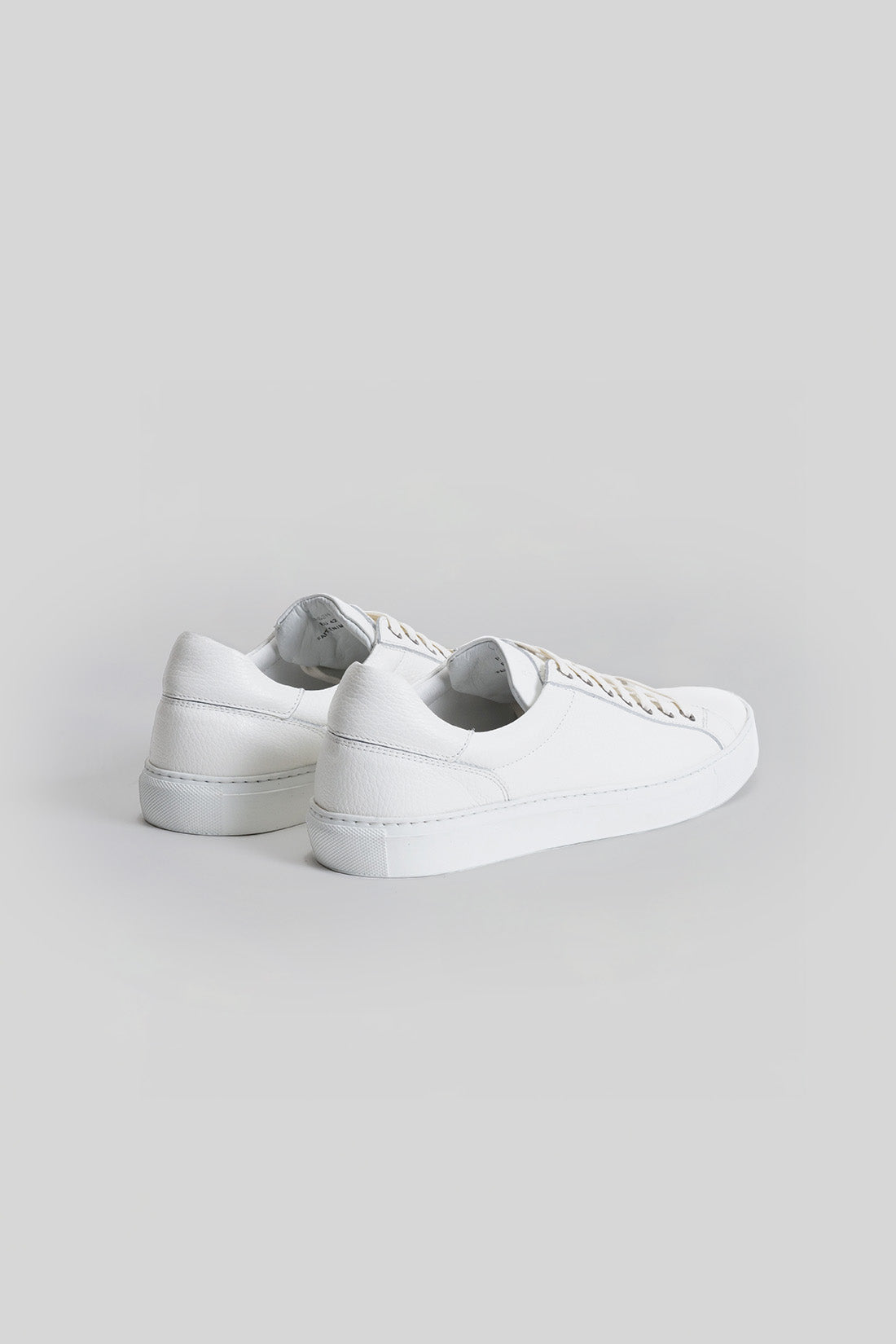 Robert Barakett Terrence Leather Sneaker in White