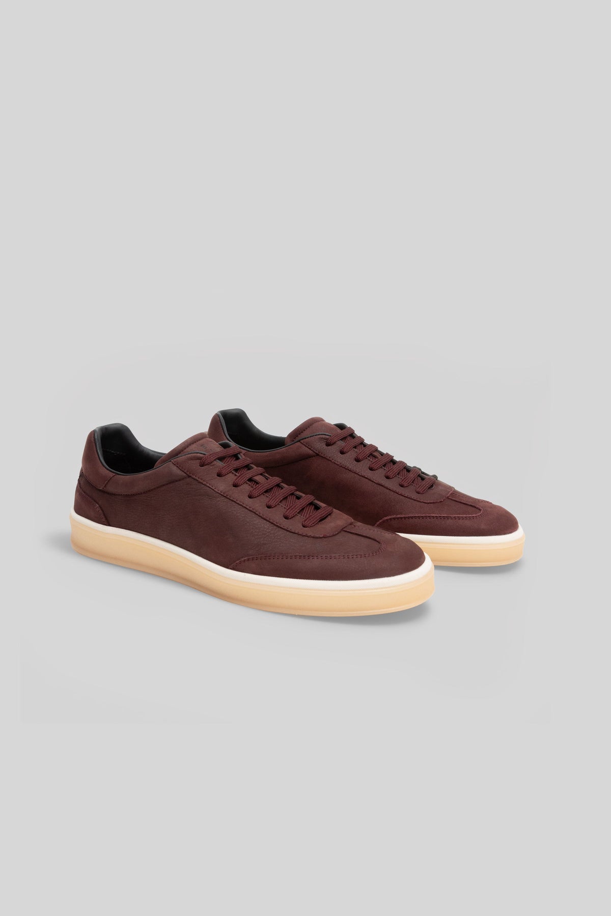 Robert Barakett Coppi T-Toe Walking Sneaker in Bordeaux